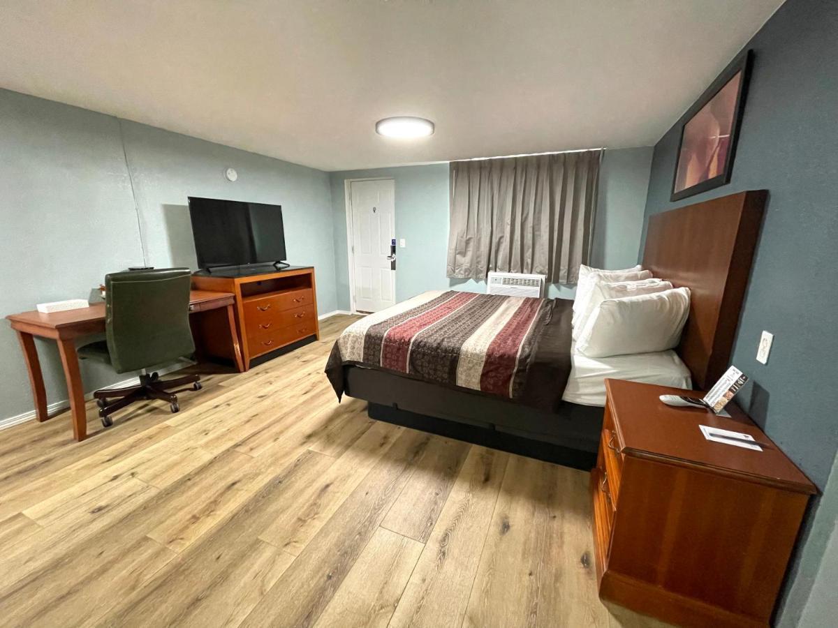 Annie Oakley Motel Oakley エクステリア 写真
