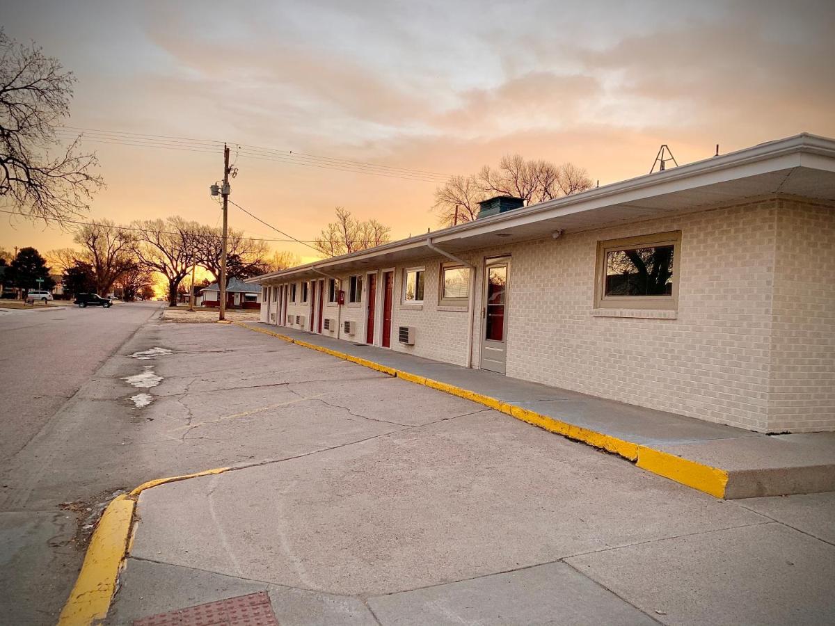 Annie Oakley Motel Oakley エクステリア 写真
